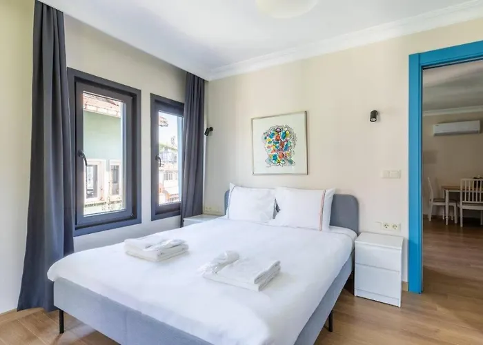 Stunning Bosphorus 2bd2bath Views Terrace! #357 דירה