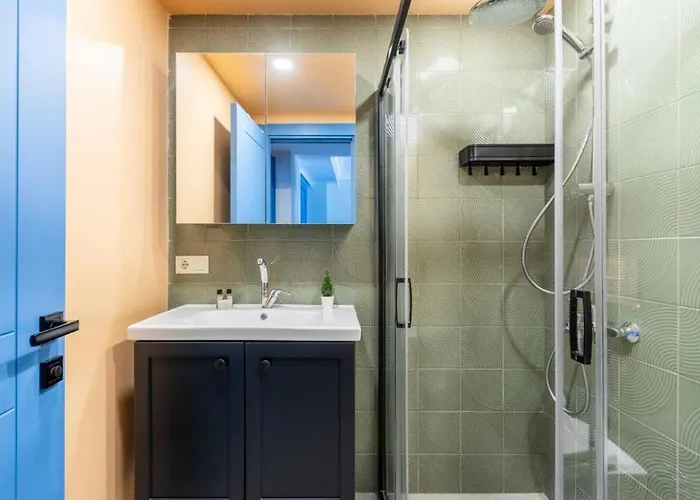 Daire Stunning Bosphorus 2bd2bath Views Terrace! #357 *